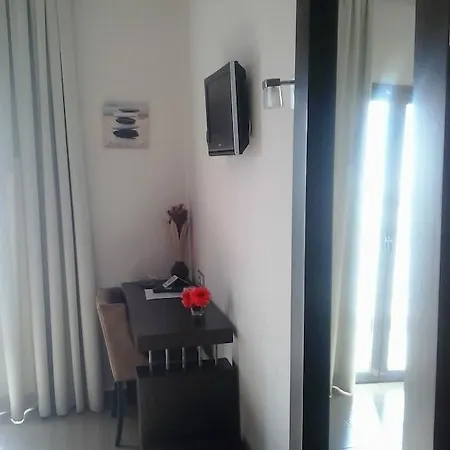 Kipseli Hotell 3*
