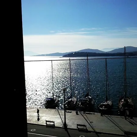 Kipseli מלון וולוס